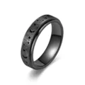 Schwarzer Edelstahl Antistress Ring mit hohlen Stern und Mond Motiven für tägliche Entspannung. - Größe 6 / Schwarz