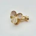 Gold clover jewelry clasp, paved with sparkling stones, ideal for necklaces and bracelets. - Clover Single Clasp Gold Color / Gold
