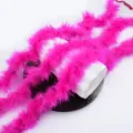 Bellissima striscia di piume di tacchino rosa vivo per bricolage, bouquet e vestiti. - Rosso rosa