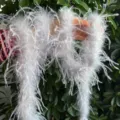 Fluffy white ostrich feather boa strip for clothing decoration, costume trim and DIY crafts 1pc - Light Grey (Short Single Layer)