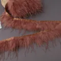 Rosa Federborte Band, schöne Basteldekoration für Kleidung, Hüte und DIY-Nähprojekte. - Dunkelbraun