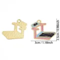 Emaille Laufband Metall Anhänger DIY Schmuck Zubehör in Rosa und Blau Farbvariante. - Laufband Form / 1 Stück/Packung (25x30mm) / Rosa
