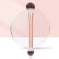 Dubbelzijdige make-upkwast in rosé goud met zachte haren voor veelzijdige gezichtsmake-up. - Poeder & Blush Stijl / Enkele Verpakking / Roségoud