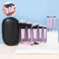 10-teiliges Mini Make-up Pinsel Set mit schwarzer Tasche und pinkem Kristallgriff. - Rosa Griff 10 Stück Mini-Pinsel mit Schwarzer Tasche