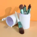 8-piece makeup brush set with white leather storage holder, soft bristles for powder and eyeshadow. - 8 Pieces Pearl White + White Tube
