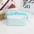 Französische Kosmetiktasche aus Satin mit Pünktchen und Rüschen, große Make-up-Tasche. - 16.5x7.5x9cm / Grün