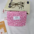 Sac cosmetique imprimé leopard rose style vintage trousse de maquillage portable. - Pochette pour Rouge à Lèvres / Léopard Rose Rouge