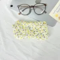 Blumiges gestepptes Brillenetui niedlicher Stoff tragbare Aufbewahrungstasche Briefumschlag Beutel - 17*8cm / Zartgelbe Blume