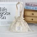 Joli sac cordon en toile à fleurs sac à main portable petite pochette de rangement - Floral Carreaux Beige