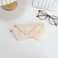 Soft quilted padded glasses case, anti-scratch portable storage bag for sunglasses and myopia. - Pink Strawberry Rabbit