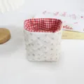 Panier de rangement en tissu matelassé à fleurs avec doublure à carreaux pour bureau - Floral sur Fond Blanc