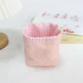 Panier de rangement de bureau en tissu rose avec doublure a carreaux et noeud en relief. - Rose Clair Nœud Gauffré