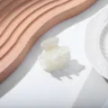Acetat karierte Haarklammer, elegante süße kleine Haarklammer für tägliches Styling. - Weiß