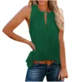 Detailopname van de groene mouwloze top met een stijlvolle V-hals en elegante opening. - S / Donkergroen