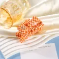 Oranger weisser karierter Schleifen Haarklammer mit Kristallherz, elegantes Design für den Alltag. - Orange