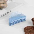 Blau-weiße Azetat Haarklammer, stilvolle Marmor Design Haarkralle für Damen und Mädchen. - Himmelblau