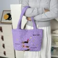 Leuke gewatteerde shopper tas met teckel borduursel, paarse schoudertas, grote winter tas. - Paars (Hond Hoed)