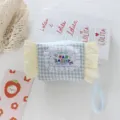 Bonito bolso de almacenamiento en forma de caramelo con cuadros azules, volantes amarillos y encaje. - Cuadros Azul Claro