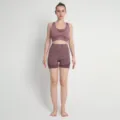 Seamless yoga set for women, high waist push-up shorts and sports bra in heathered maroon. - S / Burgundy