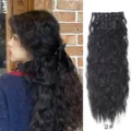 Dettaglio di extension capelli ricci sintetici, set 6 pezzi 60cm per un volume naturale. - Nero Naturale
