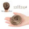 Chignon synthétique en forme de donut nuance 12H24# avec vue détaillée et texture naturelle. - 12H24