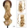 Synthetische golvende paardenstaart hairextension met klittenbandsluiting in blonde kleur 24#. - Lichtblond (24)