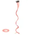 Dettaglio dell'extension per capelli ricci rosa con clip, bella trama ondulata. - Rosa Pompelmo