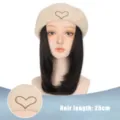 Berretto Parrucca Beige in Velluto con Ricamo Cuore Capelli Sintetici Corti Moda - Stile Ricamo Cuore / AT158-2 (Capelli corti mossi neri - Cappello cuore beige)