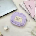 Chic mini pochette de rangement matelassée, élégant porte-monnaie carré structuré pour le bureau. - Violet
