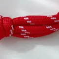 Rotes geflochtenes Armbandkabel, stilvolle gewebte Handgelenkband Variante für den täglichen Gebrauch. - Ankerkettenglied Strass Armband / Gold Rot
