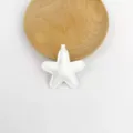 Ciondolo a stella in pelle bianca accessorio artigianale fai da te per decorazione regali - Pentagramma / Confezione da 2 (5*5cm) / Bianco