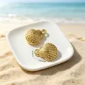 Detailed close-up of golden alloy shell charms with size dimensions on white plate - Double-Sided Scallop Shell / 1 Piece Set (8g) / KC Gold