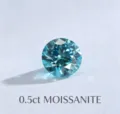 0.5ct runder blauer Moissanit Edelstein, glänzender Schliff und edles Detail für Schmuck. - 0.5ct (Mit GRA-Zertifikat) / Saphirblau