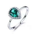 Silberner birnenförmiger grüner Edelstein Ring mit funkelndem Halo Diamant Variante - Größe 5 / Grün