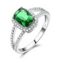 Eleganter 925 Silber Ring mit grünem Zirkonia Stein und funkelndem Halo Design. - Größe 5 / Grün