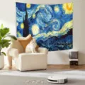 Sternennacht Kunst Wandteppich hängend im gemütlichen Wohnzimmer Szenen Detailansicht. - 90x75cm Polyester / Stil 1