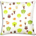 Detalle funda de cojín diseño bosque, simpático búho y zorro para decoración de hogar acogedor. - Estilo 10