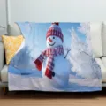 Weihnachten Schneemann Flanell Decke Detailansicht, gemütliche Winter Deko und weicher Überwurf. - Einseitig bedruckte Flanelldecke, 80x120 cm (230 g) / ZM20250829-2
