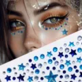 Funkelnde blaue Stern- und runde Acryl-Gesichtsedelsteine für Festival- und Konzert-Make-up - Blauer Pentagramm-Aufkleber (HDGTS1260A)