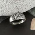 Vintage Thai silver multi-layer rose relief wide ring for women, elegant floral jewelry. - Size 6 / Silver