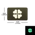 Parche moral táctico de trébol de cuatro hojas brillante, insignia militar de velcro 3x4cm. - Trébol de cuatro hojas luminoso (verde y blanco)