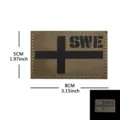 Parche táctico caqui con cruz y texto SWE, insignia de velcro reflectante infrarroja para exteriores. - Parche Moral Reflectante Suecia (M00105-3) / Caqui Negro