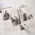 Carta da regalo per fiori in stile giornale inglese retrò, design moda per bouquet. - Stile Ragazza / Confezione da 20 / Bianco avorio