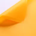 Papel de envolver flores amarillo mate película de plástico impermeable para ramos. - 58x58cm / Amarillo jengibre