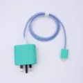 Schutzhülle und geflochtenes Kabel-Wickel-Set für UK-Stecker-Ladegerät, minimalistisch. - Blau