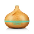 Difusor de aceites esenciales con forma de cebolla en madera y LED azul - Tipo estándar / Enchufe USB / Grano de madera clara