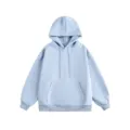 Lichtblauwe zware katoenmix hoodie met capuchon, buidelzak en handige trekkoorden. - Lichtblauw