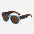 Retro thick frame sunglasses with blue translucent front and tortoiseshell temples. - Polarized Lenses Style / Blue Frame Tea Lens