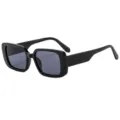 Retro schwarze quadratische Sonnenbrille fuer Damen und Herren, modische Trend Brille. - Schwarzer Rahmen Graue Gläser