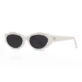 Gafas de sol de ojo de gato beige para mujer, estilo moderno con protección UV chic. - Montura Blanco Crema Lentes Grises